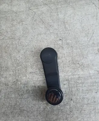 Audi 80 90 S2 B4 Front door window winding handle 443837581D