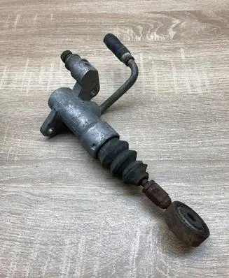 Audi A4 S4 B5 8D Clutch master cylinder 8D1721401