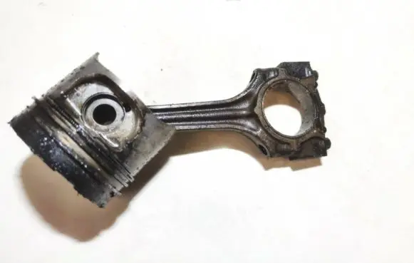Mercedes-Benz C W202 Piston with connecting rod
