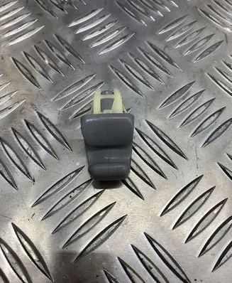 Toyota Yaris Cargo luggage net fixing mount 