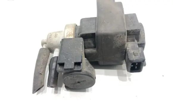 KIA Sportage Fuel pressure regulator 