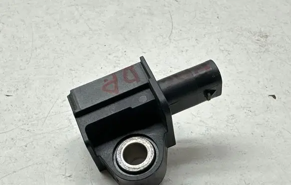 Chrysler Pacifica Airbag deployment crash/impact sensor 53328369