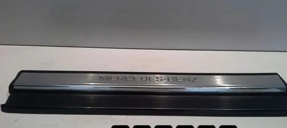 Mercedes-Benz S W140 Other sill/pillar trim element 1406800535
