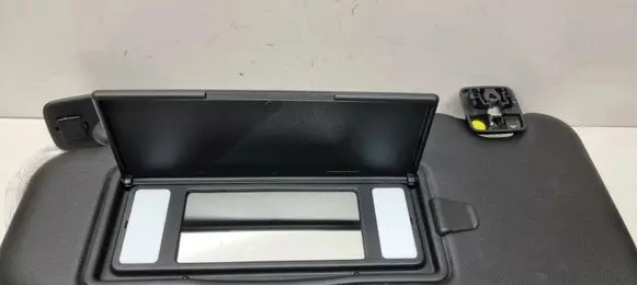 Peugeot 3008 II Sun visor 98160198ZD