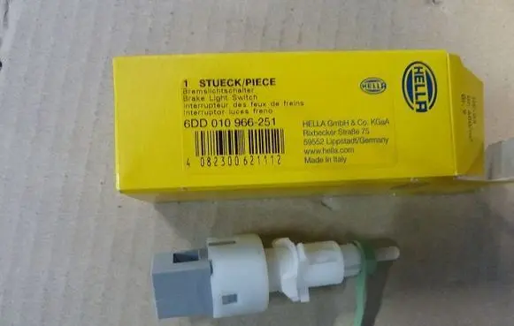 Brake pedal sensor switch