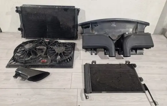 Ferrari California F149 Radiator set 000278488
