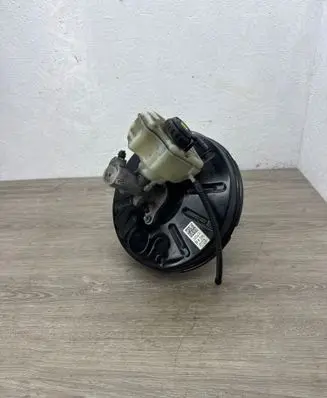 Volkswagen Caddy Brake booster 2K5614105