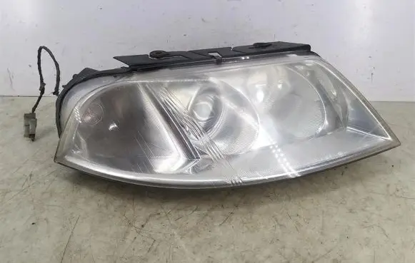 Volkswagen PASSAT B5.5 Headlight/headlamp