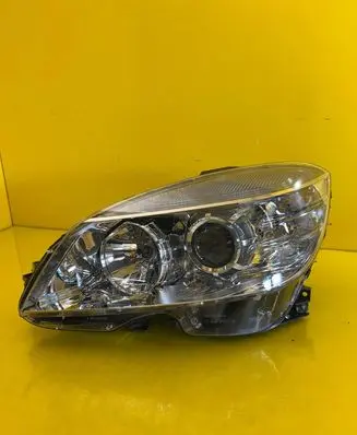 Mercedes-Benz C W204 Headlight/headlamp A2048208361