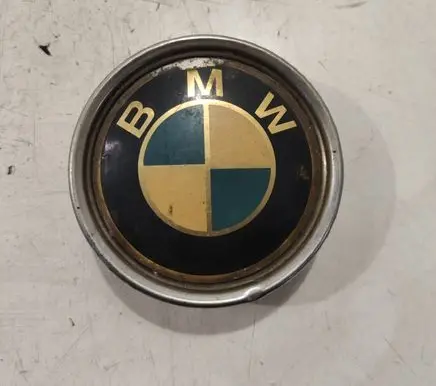 BMW 5 E28 Original wheel cap
