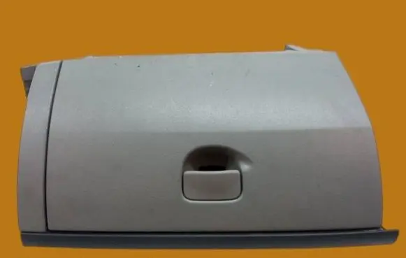 Renault Clio III Glove box 8200475689