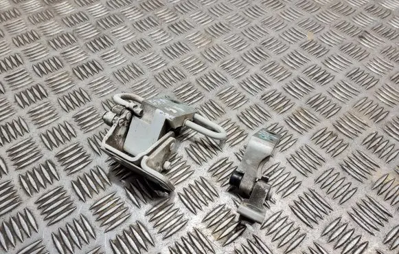 Seat Altea Front door hinge set 