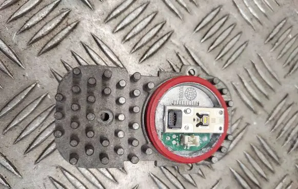 BMW X3 F25 LED ballast control module 707881