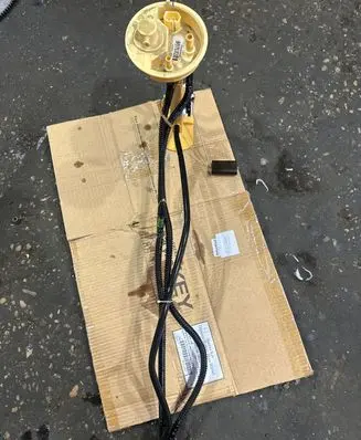 BMW X5 E70 Fuel level sensor 7164316