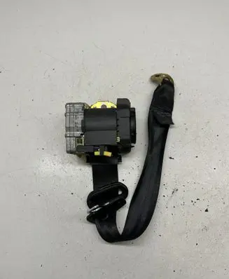 Audi A3 S3 8L Rear seatbelt 8L3857805