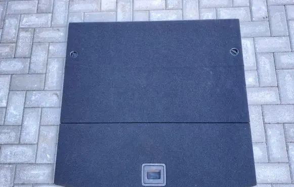 Volkswagen Golf VII Trunk/boot floor carpet liner 5G9858855