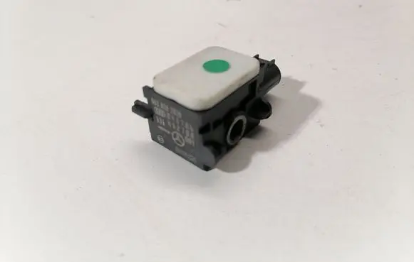 Mercedes-Benz S W221 Airbag deployment crash/impact sensor 0038202826