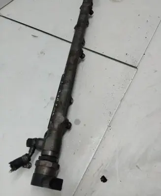 BMW X5 E70 Fuel main line pipe 7795514 0445216015