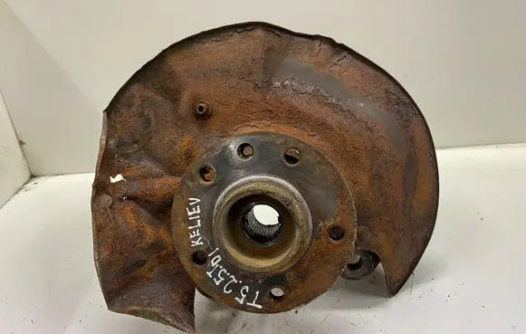 Volkswagen Transporter - Caravelle T5 Front wheel hub