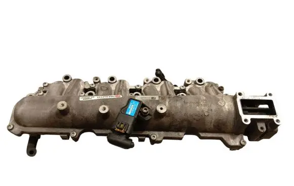 Opel Astra F Intake manifold