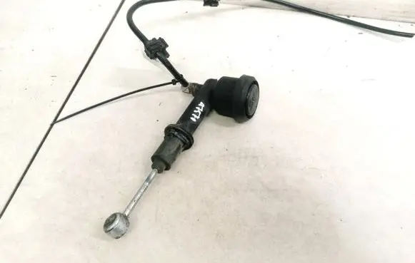 Iveco Daily 40.8 Clutch master cylinder L051VOOG350 L-051VO-OG35-0