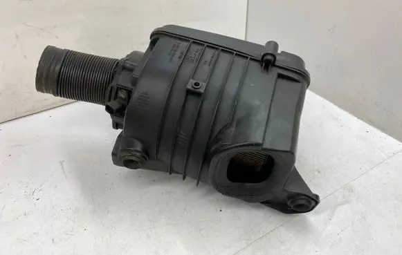 Volkswagen Eos Air filter box 3C0129607S 3C0129601AC