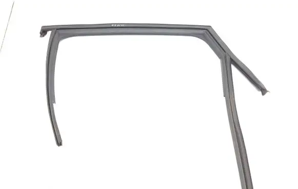Seat Ateca Rubber seal rear door window/glass 