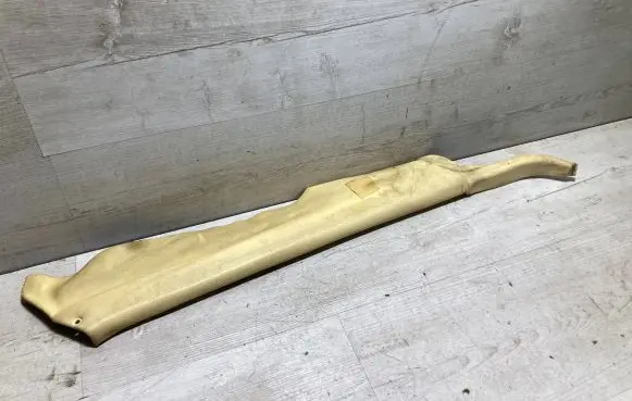 Bentley Mulsanne Rear seat side bottom trim 