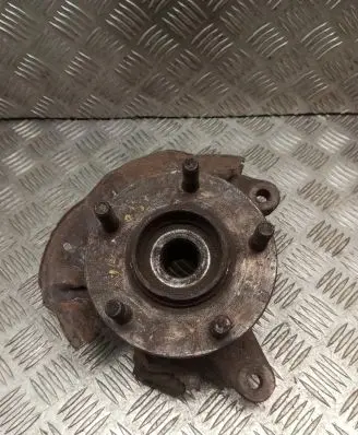 Mazda 626 Front wheel hub