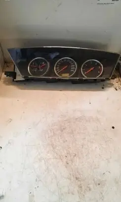 Nissan Primera Speedometer (instrument cluster) 2710400