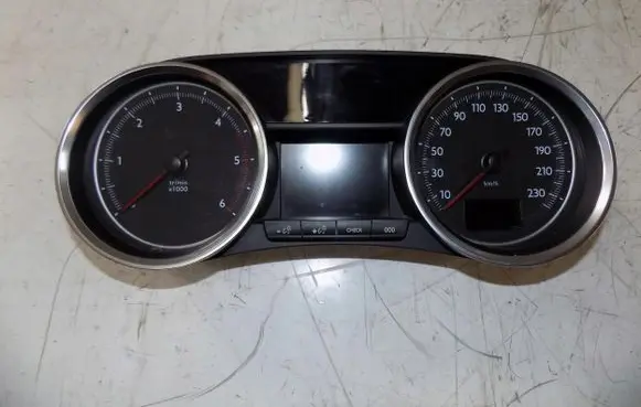 Peugeot 508 Speedometer (instrument cluster) 9806086280