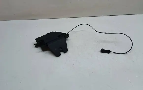BMW 1 E81 E87 Tailgate/trunk/boot lock/catch/latch 7840617