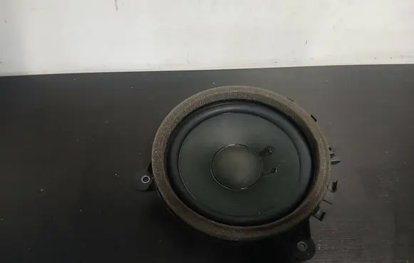 Volvo V70 Rear door speaker 30657445 07W46