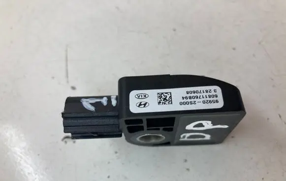 KIA Sportage Airbag deployment crash/impact sensor 959202S000