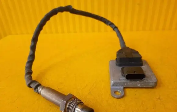 Mercedes-Benz S W222 Lambda probe sensor A0009053403