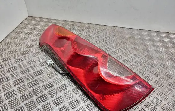 Nissan Note (E11) Rear/tail lights 22016752