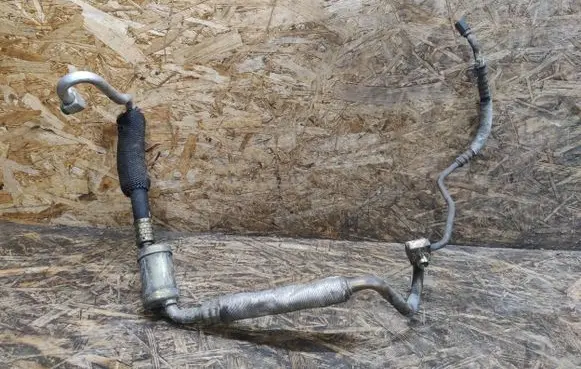 Maserati Quattroporte Air conditioning (A/C) pipe/hose