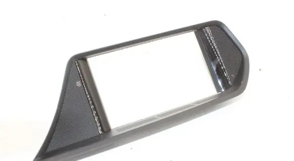 Mercedes-Benz E A207 Radio/GPS head unit trim A2076800336