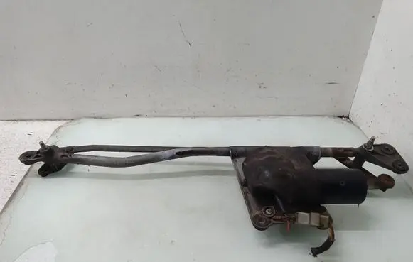 Audi A8 S8 D2 4D Front wiper linkage and motor 0390241438