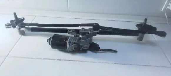KIA Soul Front wiper linkage and motor 98100B2000 035248350