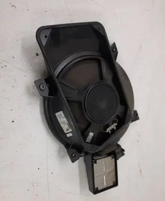 Audi A8 S8 D3 4E Subwoofer speaker 4E0035412D 280382002 373061002