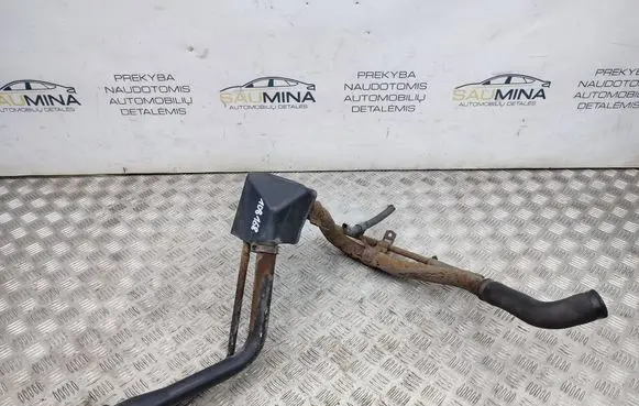 Toyota Avensis T270 Fuel tank filler neck pipe 7727712180