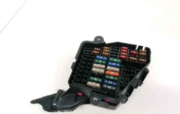 Audi A6 S6 C6 4F Fuse box set 0612324354