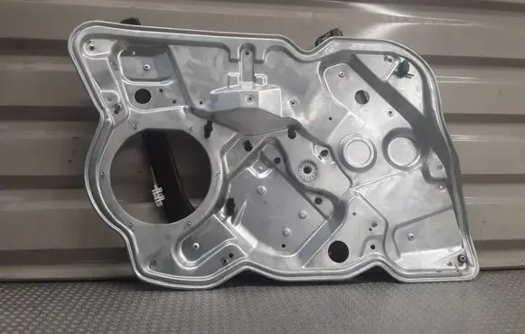 Skoda Octavia Mk2 (1Z) Front window lifting mechanism without motor 