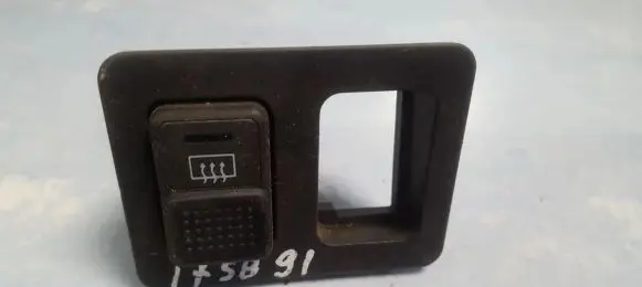 Subaru Legacy Windscreen/window heater switch