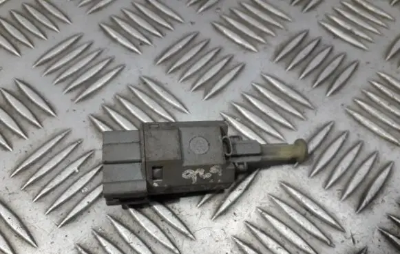 Mazda 626 Brake pedal sensor switch ga2c6649y