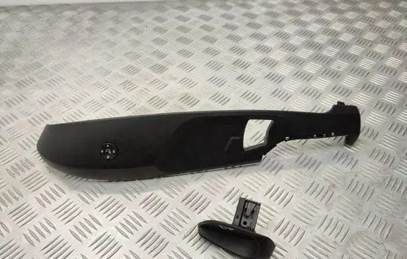 BMW 1 E81 E87 Front door seat control surround trim 7118486 8360877 7118442