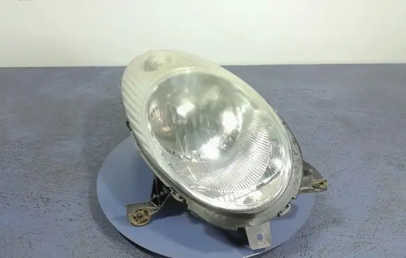 Nissan Micra Headlight/headlamp 26010BC50B