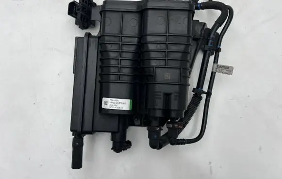 Ford Bronco Active carbon filter fuel vapour canister MB3G-9E857-AE