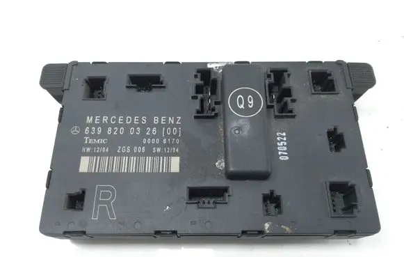 Mercedes-Benz Vito Viano W639 Door central lock control unit/module 639820032600